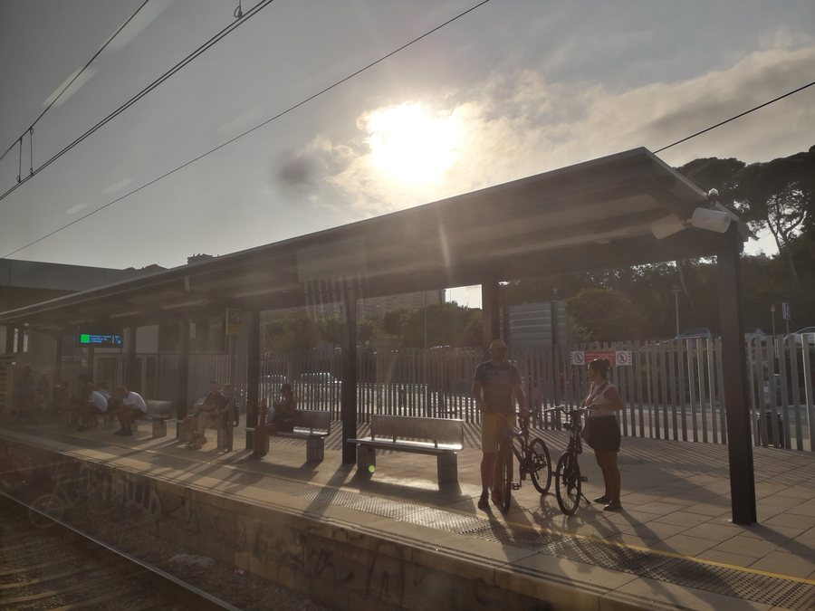 File:Estació de Montgat Nord - 20230702 193013.jpg