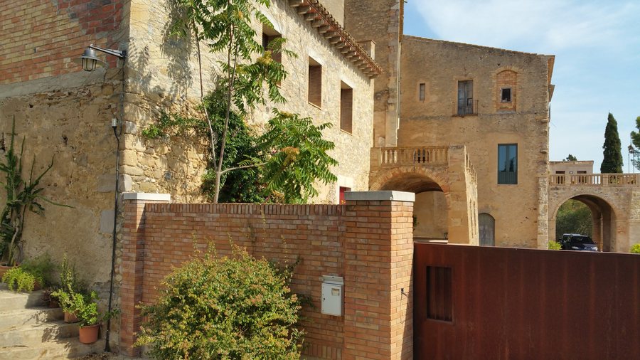 File:Can Masover, Palau de Santa Eulalia.jpg