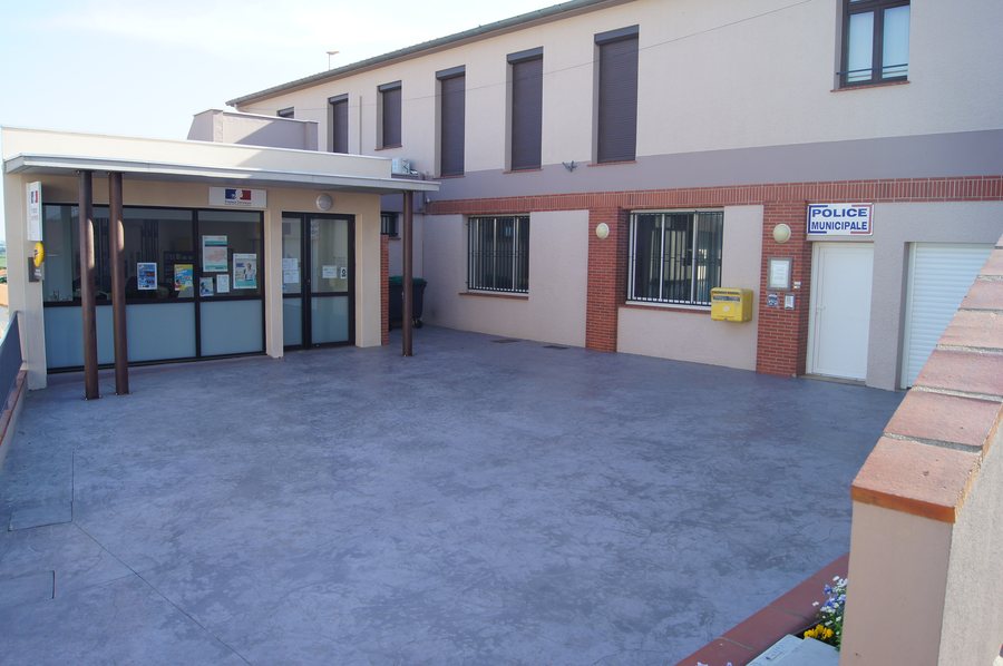 File:Maison France Services (Villeneuve-de-la-Raho).jpg