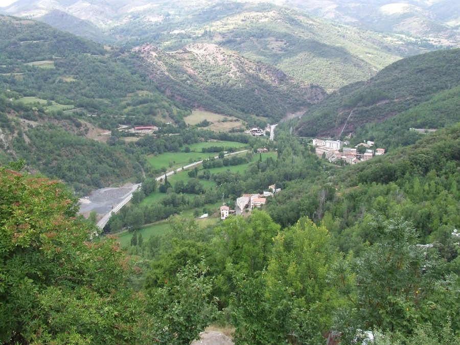 File:La Torre de Cabdella. Mont-ros. La Plana de Mont-ros 1.JPG
